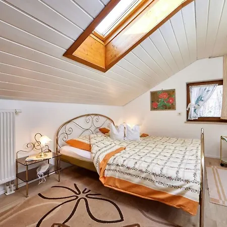 Semesterbostad Greif Comfortable Holiday